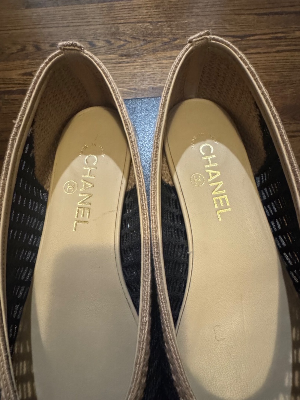 Chanel Raffia Ballet Flats - Black / Beige - Picture 5 of 9